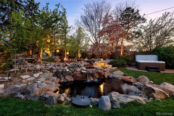 Exterior, Hot Tub