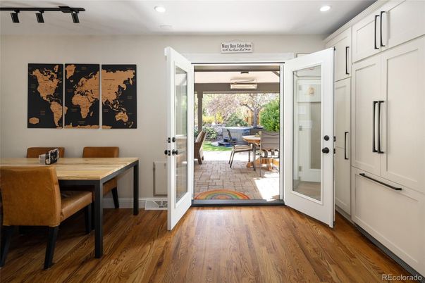 Dining room, Interior, Recessed Lighting, Wood Texture Flooring