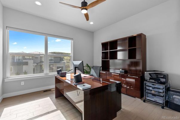 Home Office, Interior, Recessed Lighting, Wood Texture Flooring