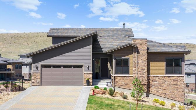 Attached, Exterior, Facade, Brick Facade, Modern