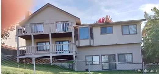 Exterior, Facade, Modern