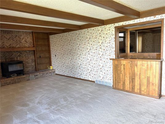Empty room, Fireplace, Interior, Wooden Beams