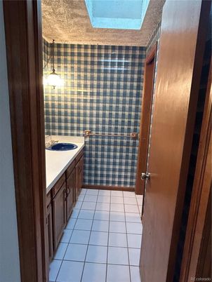 Bathroom, Interior, Pendant Lights