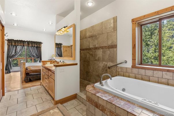 Bathroom, Interior, Recessed Lighting, Wood Texture Flooring