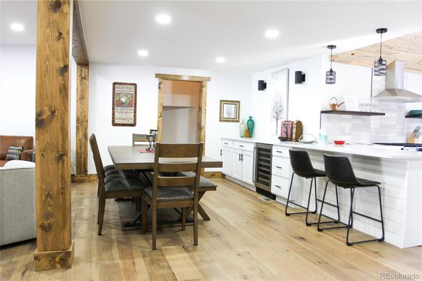 Dining room, Interior, Kitchen, Pendant Lights, Recessed Lighting, Wooden Ceilings, Wood Texture Flooring