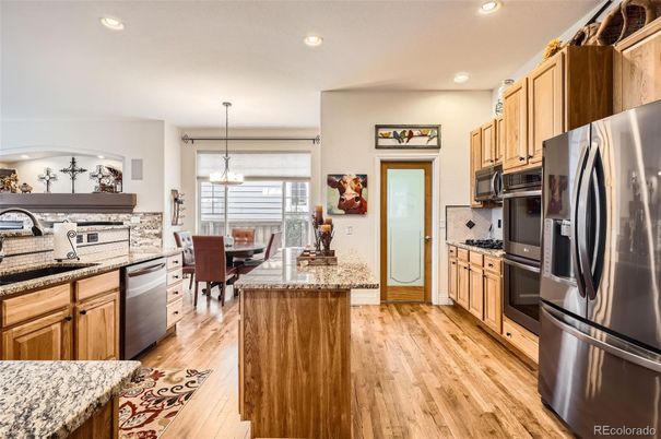 Chandelier, Dining room, Interior, Kitchen, Pendant Lights, Recessed Lighting, Wood Texture Flooring