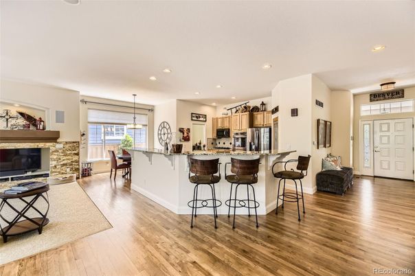 Dining room, Interior, Kitchen, Pendant Lights, Recessed Lighting, Stainless Steel Appliances, Wood Texture Flooring