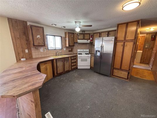 Interior, Kitchen