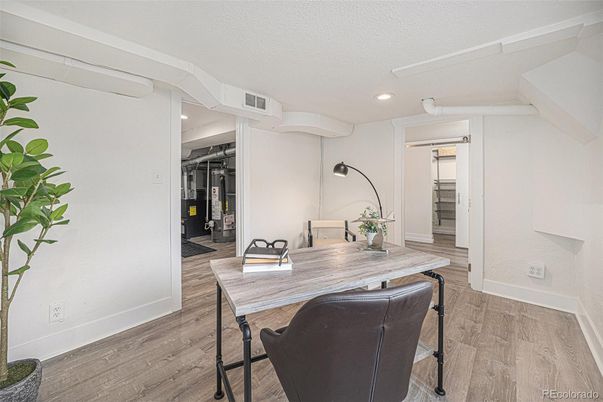 Home Office, Interior, Recessed Lighting, Wood Texture Flooring