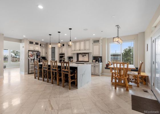 Dining room, Interior, Kitchen, Pendant Lights, Recessed Lighting, Stainless Steel Appliances
