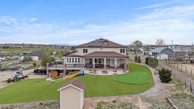 Exterior, Drone