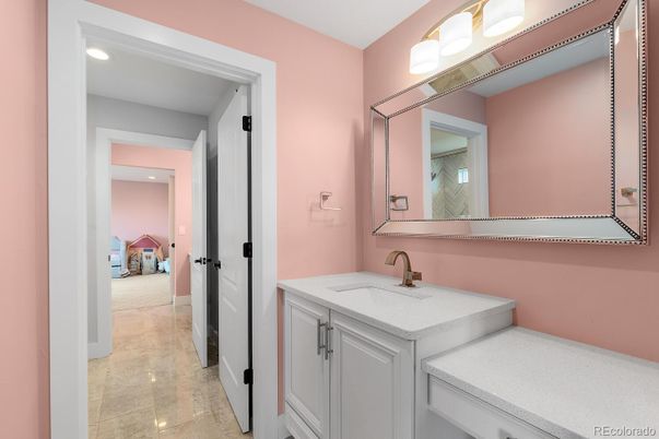 Bathroom, Interior, Recessed Lighting