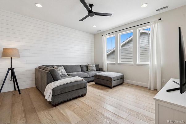 Interior, Living room, Recessed Lighting, Wood Texture Flooring