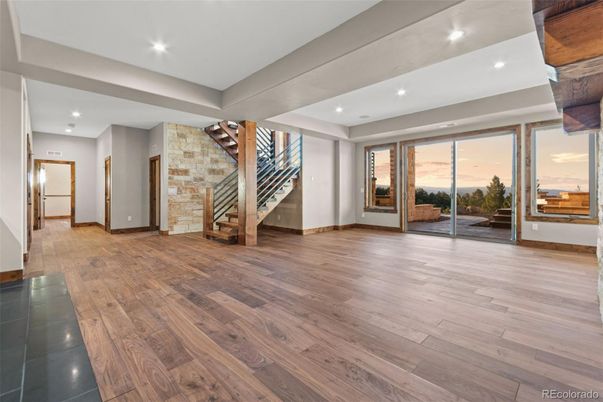 Empty room, Interior, Recessed Lighting, Wood Texture Flooring