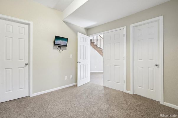 Empty room, Interior