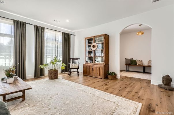 Interior, Pendant Lights, Recessed Lighting, Wood Texture Flooring