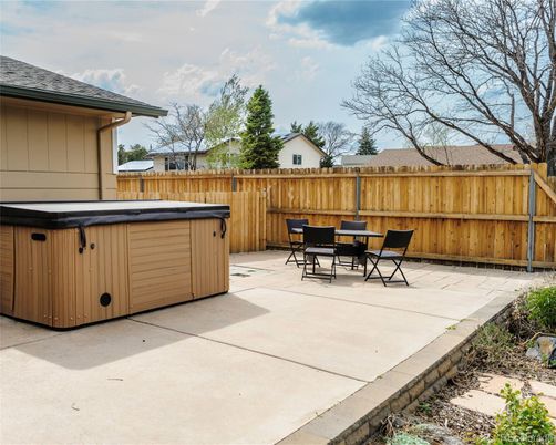 Exterior, Hot Tub