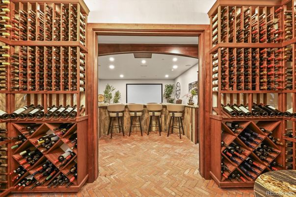 Interior, Recessed Lighting, Wine Storage