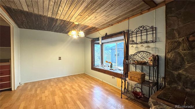 Empty room, Interior, Wooden Ceilings, Wood Texture Flooring