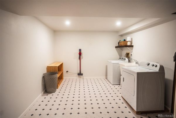 Interior, Recessed Lighting, Washer
