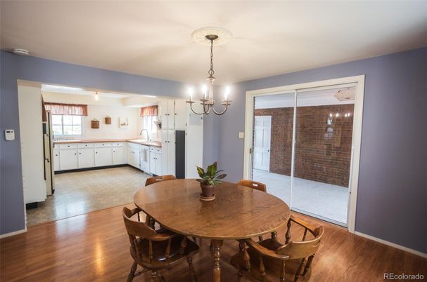 Chandelier, Dining room, Interior, Kitchen, Wood Texture Flooring