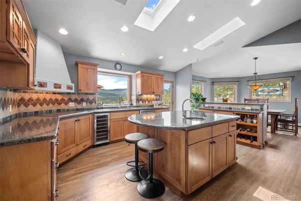 Dining room, Interior, Kitchen, Pendant Lights, Recessed Lighting, Wood Texture Flooring