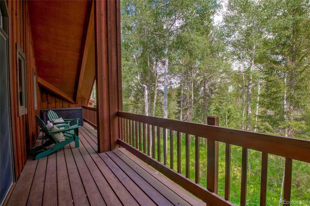 Exterior, Wood Texture Flooring