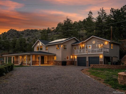 Backyard, Exterior, Facade, Farmhouse
