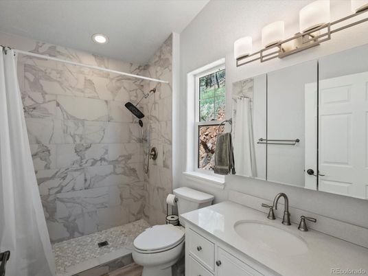 Bathroom, Interior, Marble Walls, Recessed Lighting