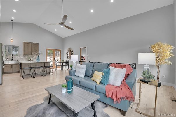 Interior, Kitchen, Living room, Pendant Lights, Recessed Lighting, Wood Texture Flooring
