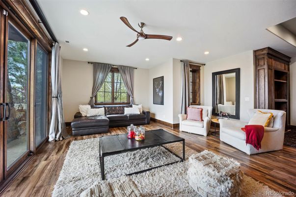 Interior, Living room, Recessed Lighting, Wood Texture Flooring
