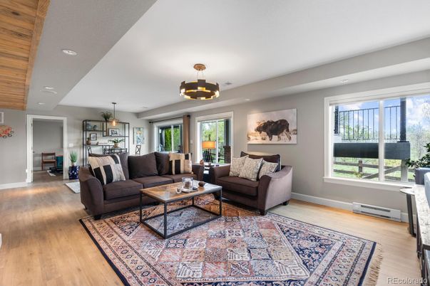 Interior, Living room, Pendant Lights, Recessed Lighting, Wood Texture Flooring