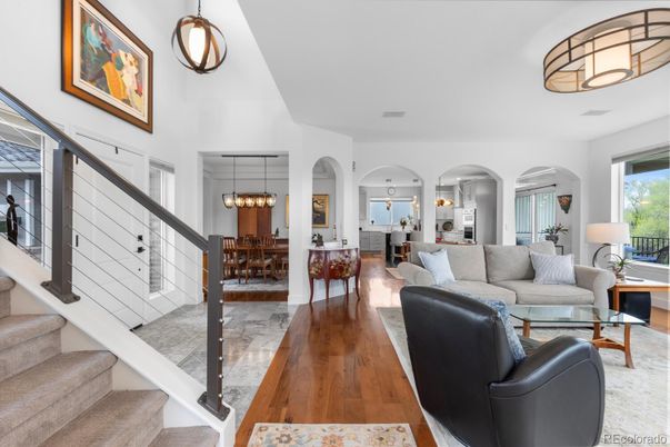 Chandelier, Dining room, Interior, Living room, Pendant Lights, Wood Texture Flooring