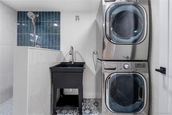 Interior, Utility Closets, Washer
