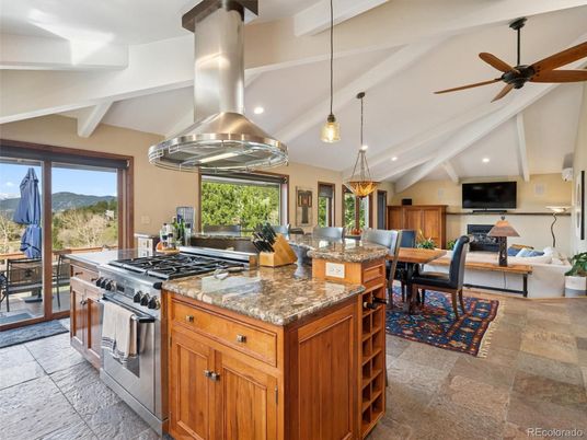 Dining room, Interior, Kitchen, Living room, Pendant Lights, Recessed Lighting, Stainless Steel Appliances