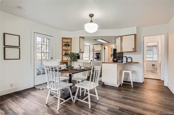 Dining room, Interior, Kitchen, Stainless Steel Appliances, Wood Texture Flooring