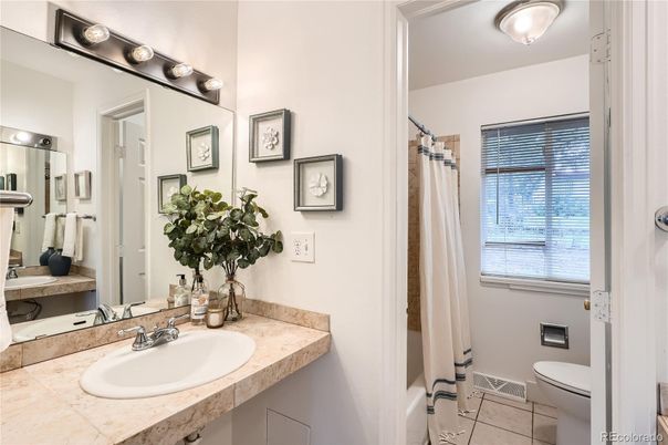 Bathroom, Interior, Tile Countertops