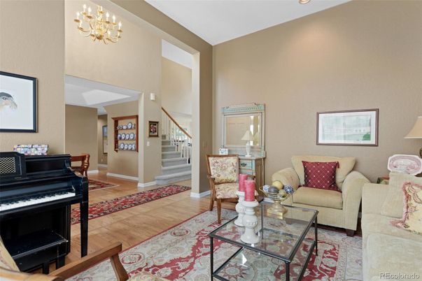 Chandelier, Interior, Living room, Piano, Recessed Lighting, Wood Texture Flooring