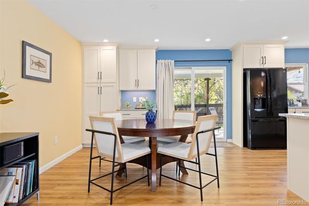 Dining room, Interior, Kitchen, Recessed Lighting, Wood Texture Flooring