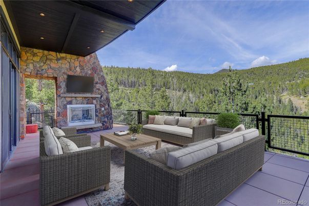Exterior, Fireplace