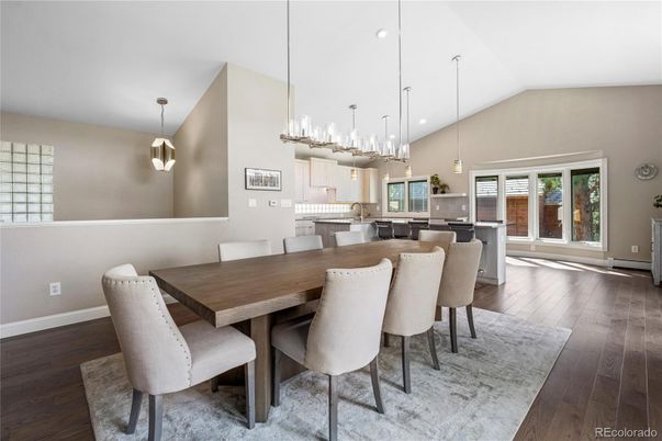 Dining room, Interior, Kitchen, Pendant Lights, Recessed Lighting, Wood Texture Flooring