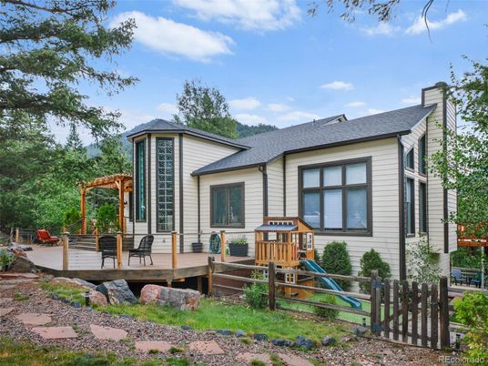 Backyard, Exterior, Playground