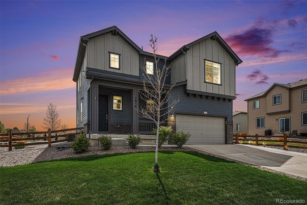 Attached, Exterior, Facade, Farmhouse