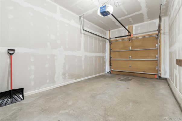 Garage, Interior