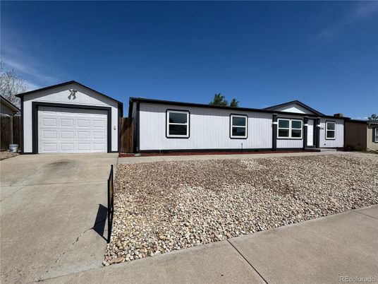 Detached Garage, Exterior
