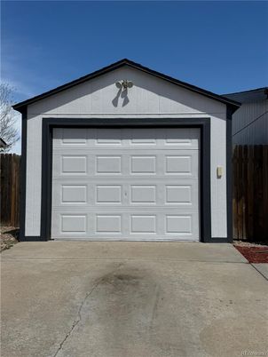 Detached Garage, Exterior