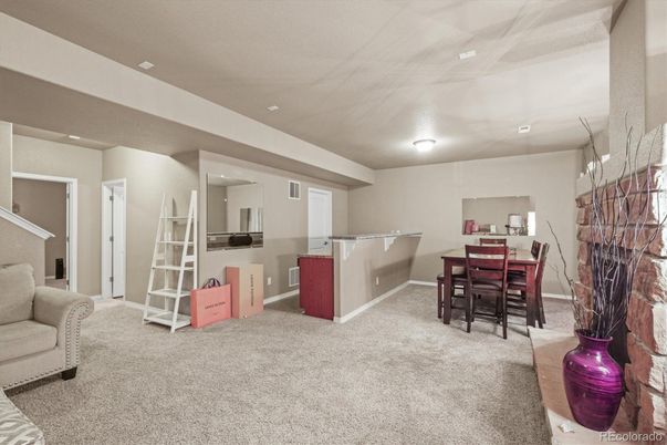 Dining room, Interior