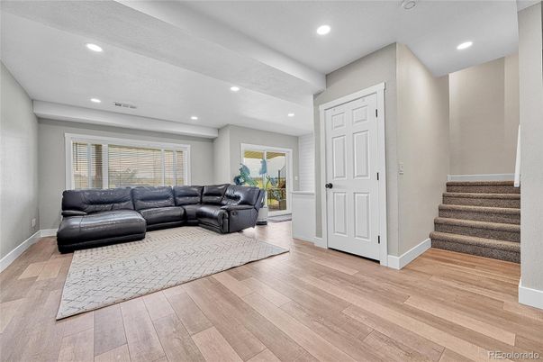 Interior, Living room, Recessed Lighting, Wood Texture Flooring