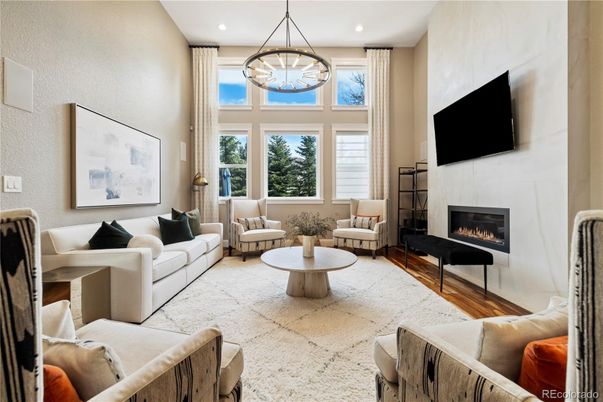 Fireplace, Interior, Living room, Pendant Lights, Recessed Lighting, Wood Texture Flooring