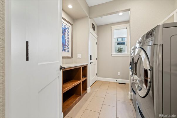 Interior, Recessed Lighting, Washer